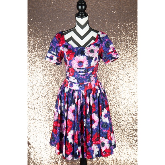 Unique Vintage Dresses & Skirts - Unique Vintage Floral Pinup Style Dress Size Large